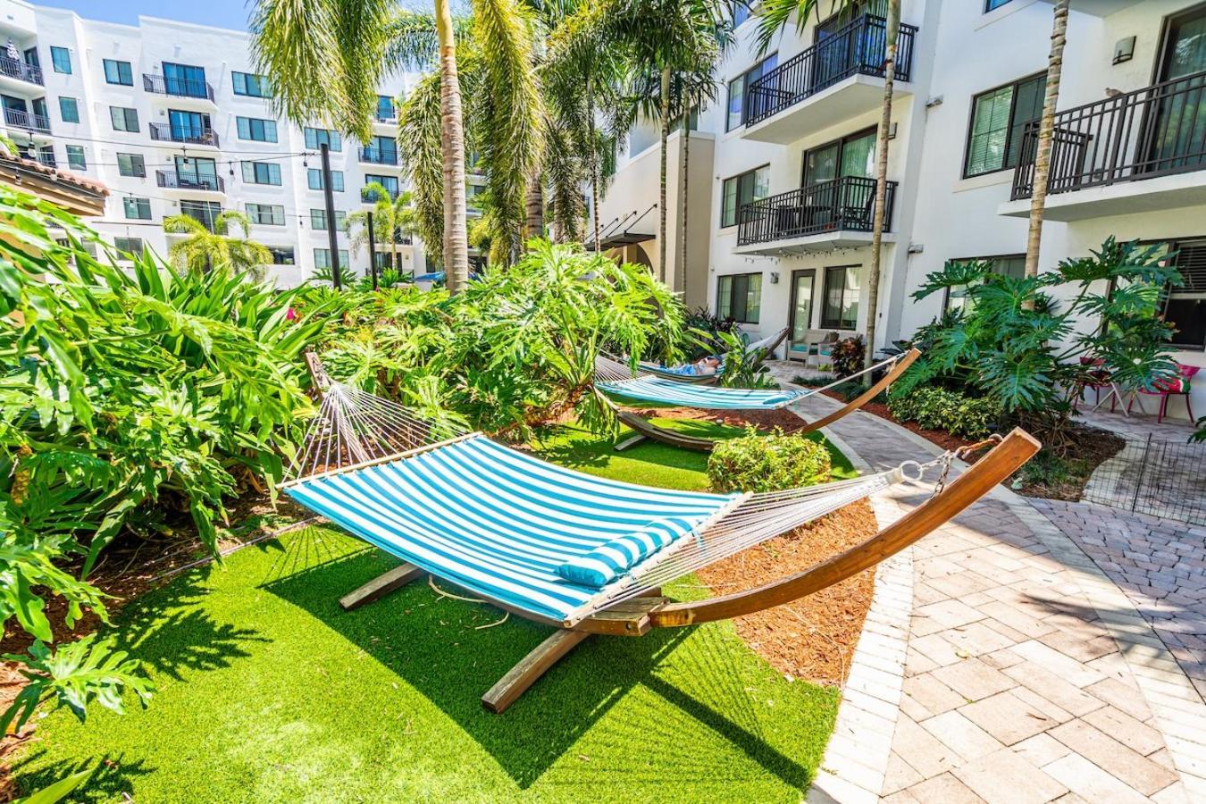 Cozy Retreat 2 Bedroom Hideaway Moments From The Sand Boynton Beach Dış mekan fotoğraf