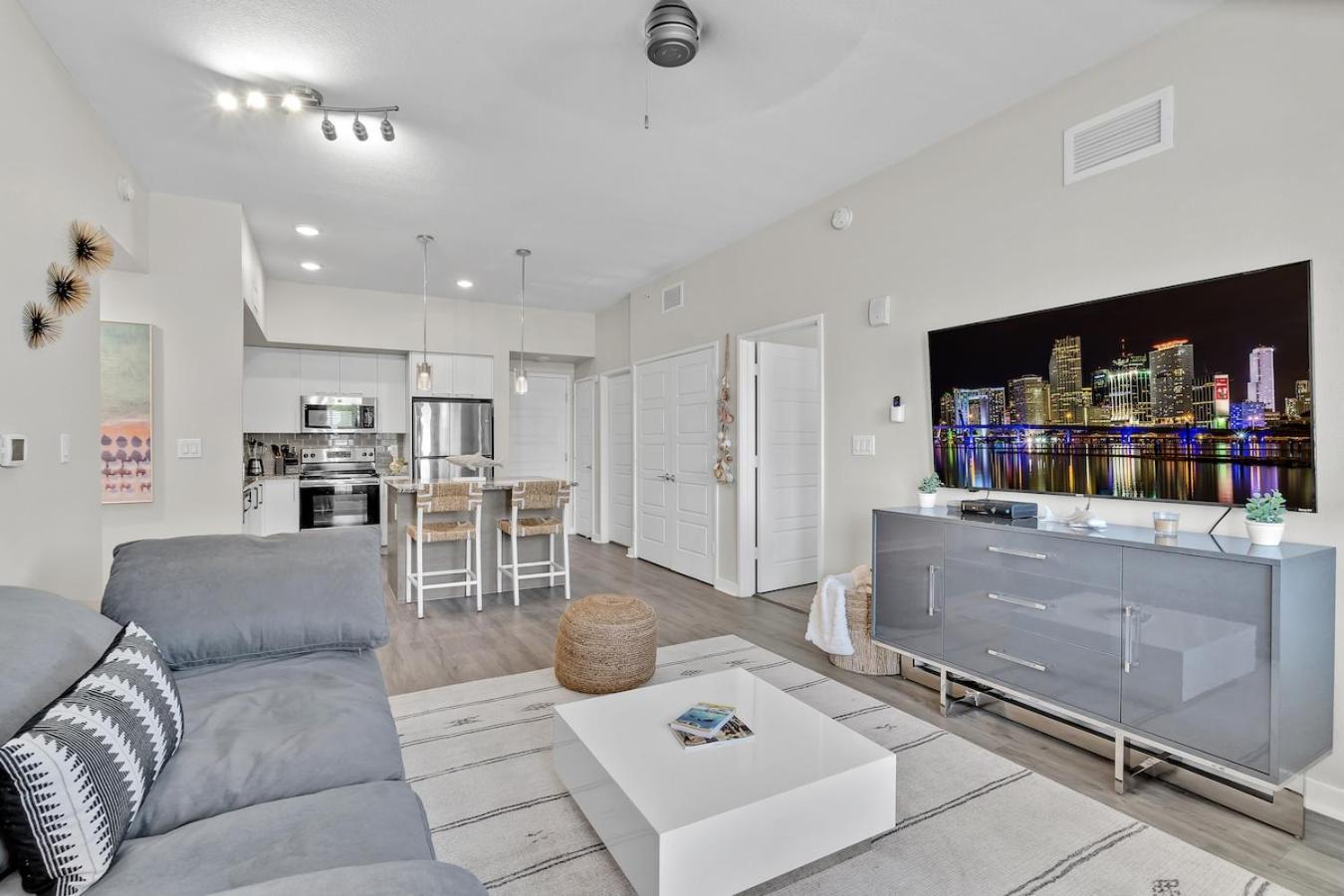 Cozy Retreat 2 Bedroom Hideaway Moments From The Sand Boynton Beach Dış mekan fotoğraf